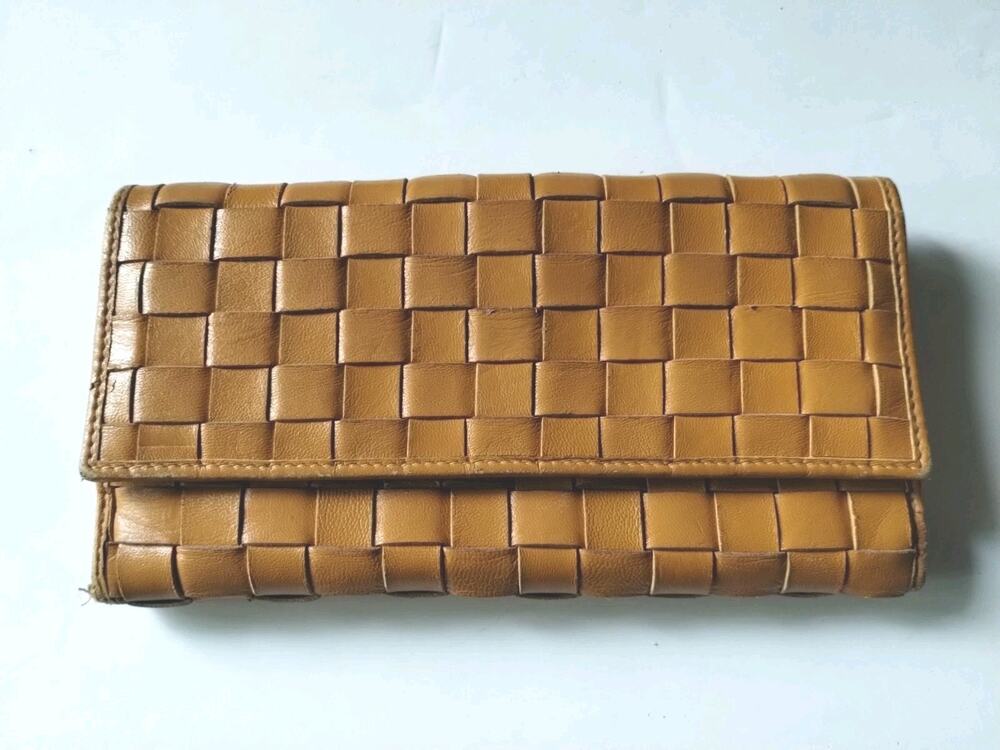 Desmo Made In Italy Woven Leather Clutch Wallet Handmade Artisan Craftsmanship